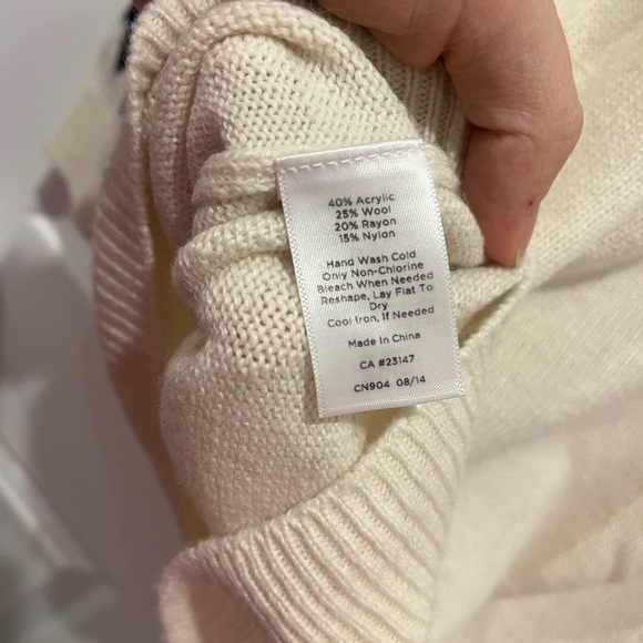 Talbots Womens‎ Wool Blend Fair Isle Nordic Cream Red Blue Sweater Large Winter - Picture 7 of 7